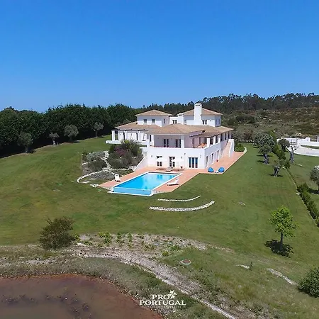 Martin Villa *
